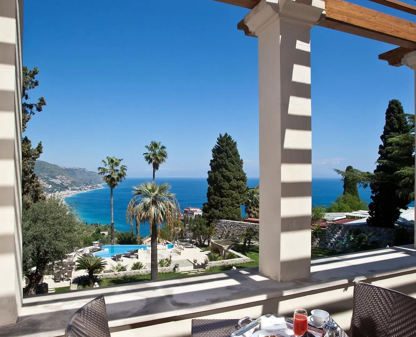 The Ashbee Hotel تاورمينا